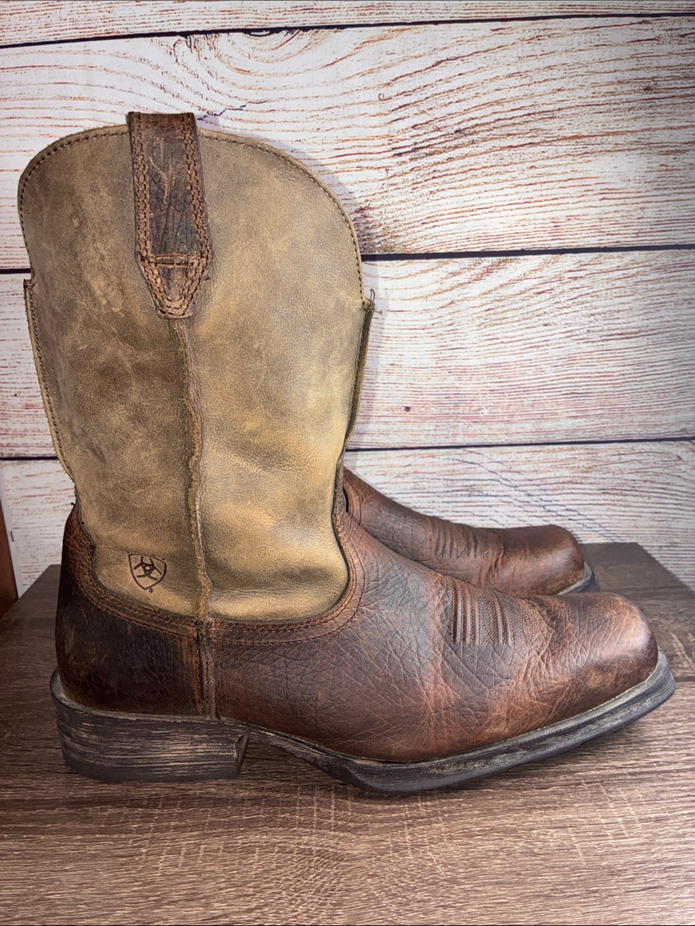 EUC Ariat Rambler Work Cowboy Brown Bomber Leather BOOTS Men’s 12D
